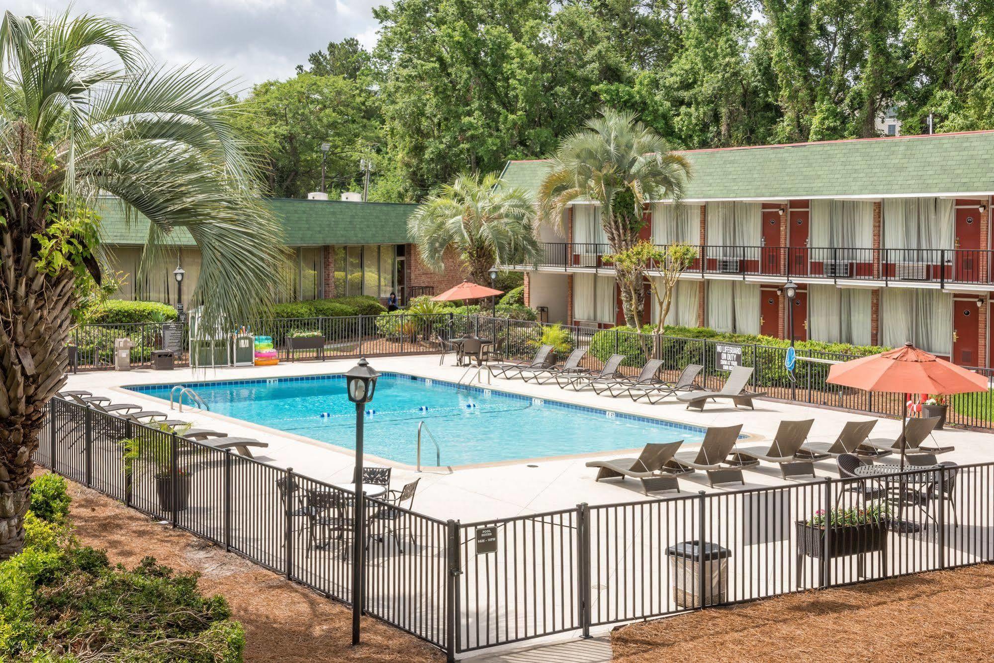 North Charleston Inn 外观 照片