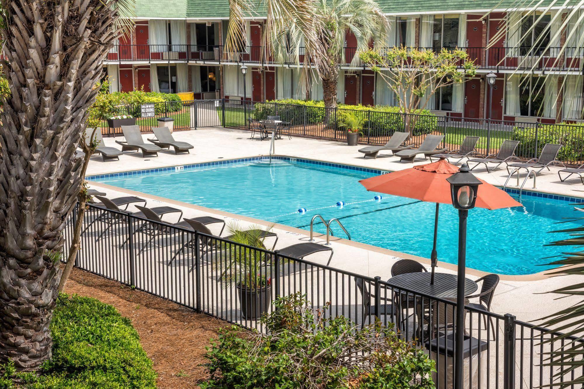 North Charleston Inn 外观 照片